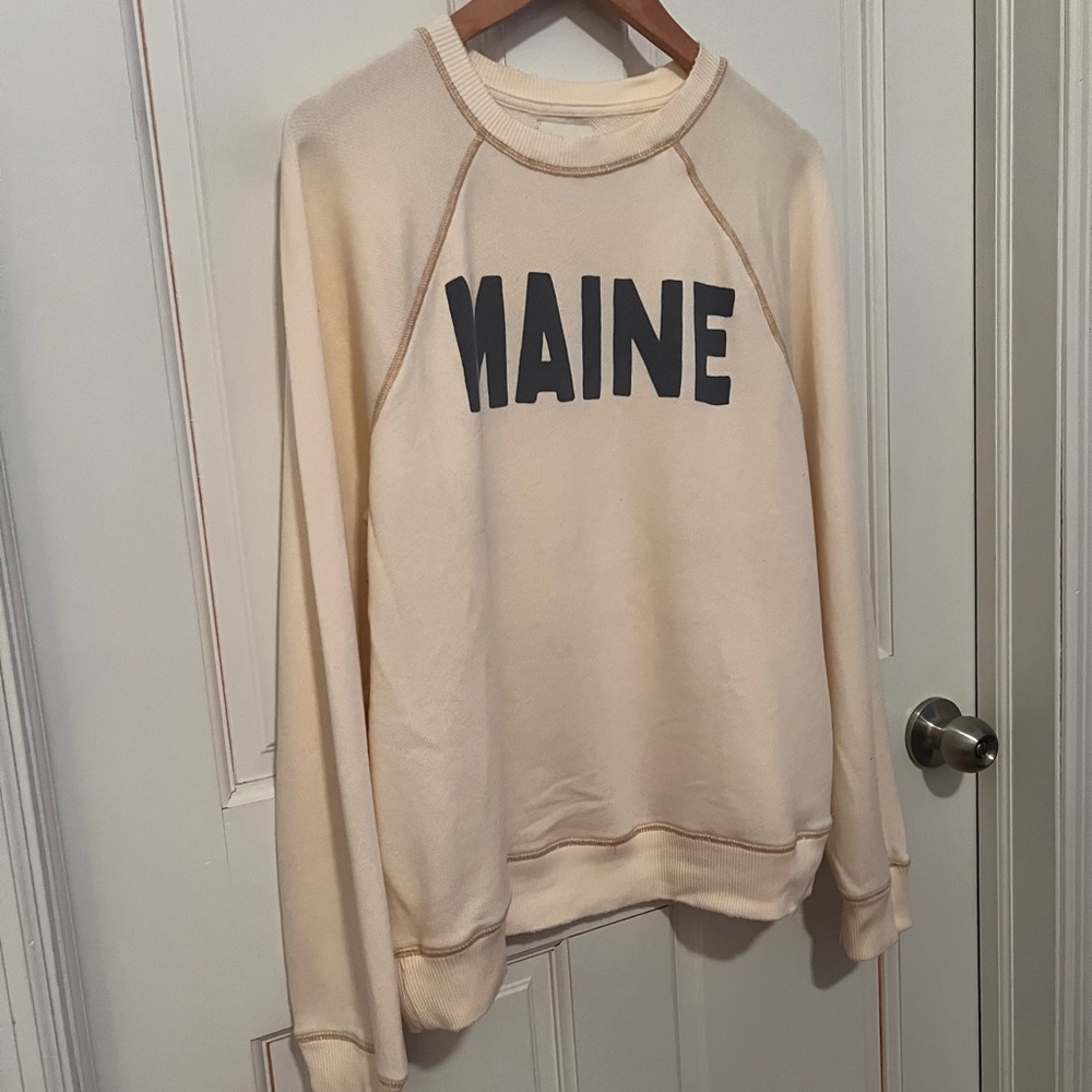 American Eagle Cream Sweatshirt with Maine Print - Picture 4 of 8